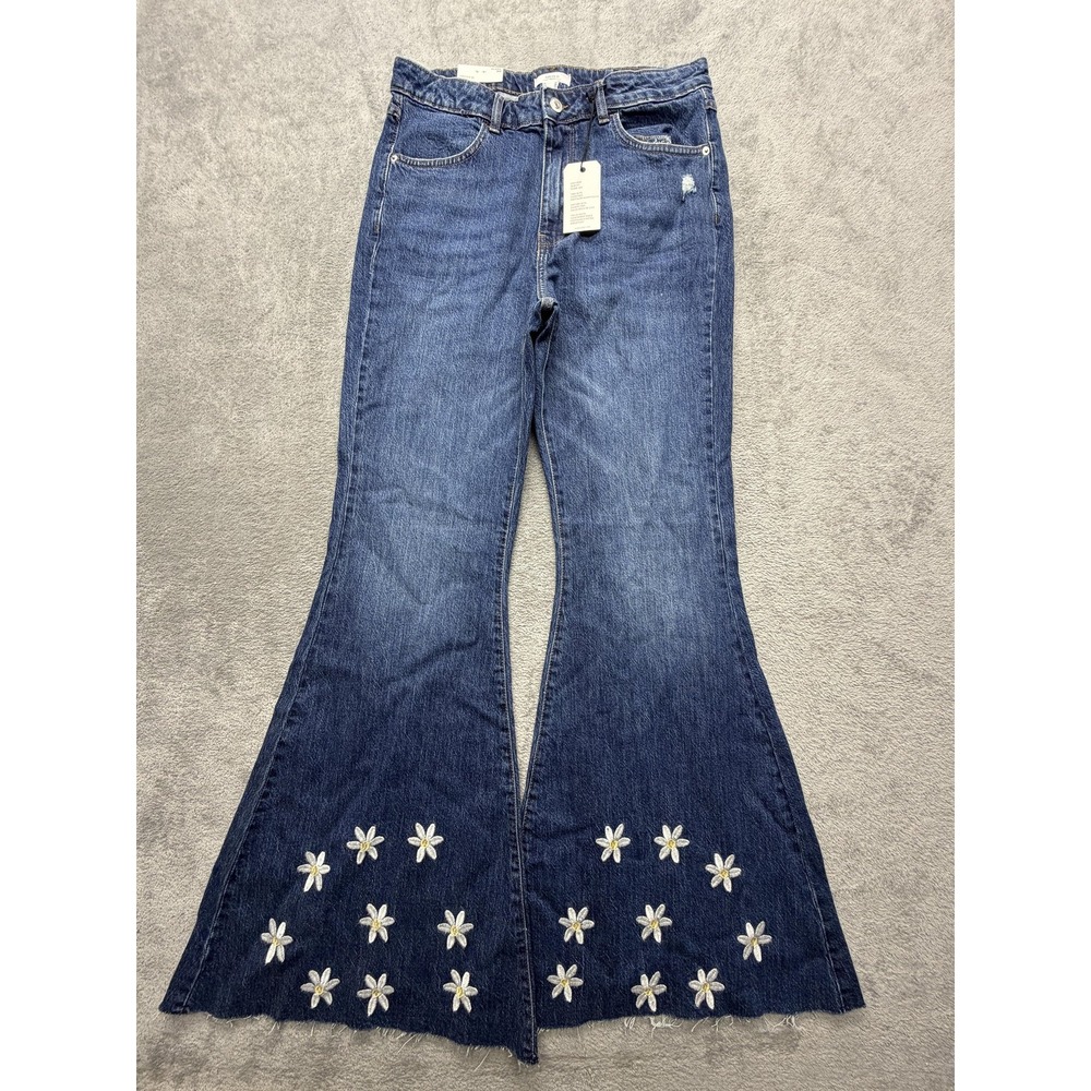 Forever 21 Flare Jeans Womens 30 Blue Daisy Embroidered Distressed Stretch Denim